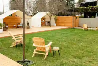 outdoor_working_spaces
